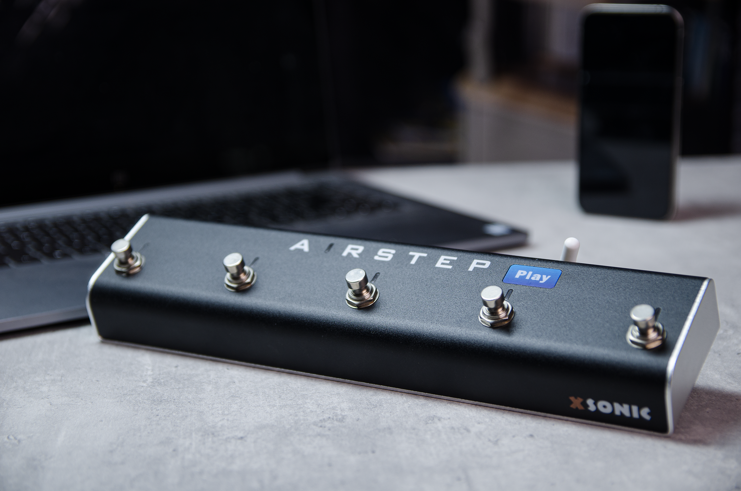 AIRSTEP Play | Online Video & Audio Hands-free Controller